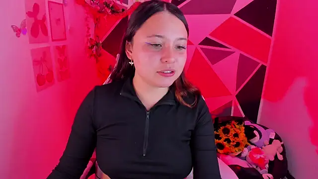 little_emma0: онлайн-секс-чат