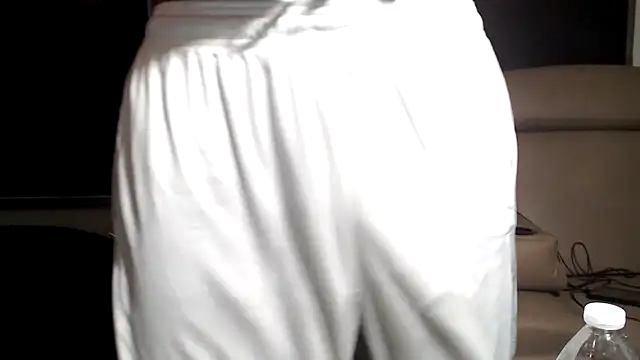 ThickD2C 网络视讯表演