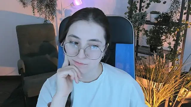 VirtuallVoyant: απευθείας συνομιλία ΧΧΧ