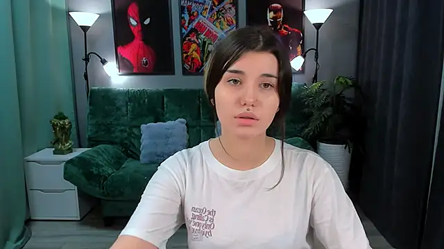 AnoraDark Adlı Modelin Canlı XXX Sohbeti