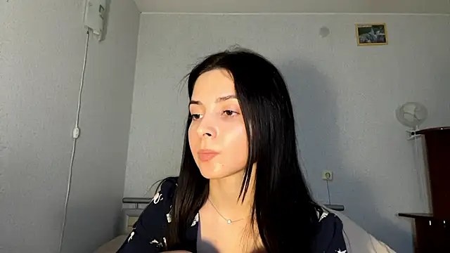 Chatroom XXX en direct de Mikytiki