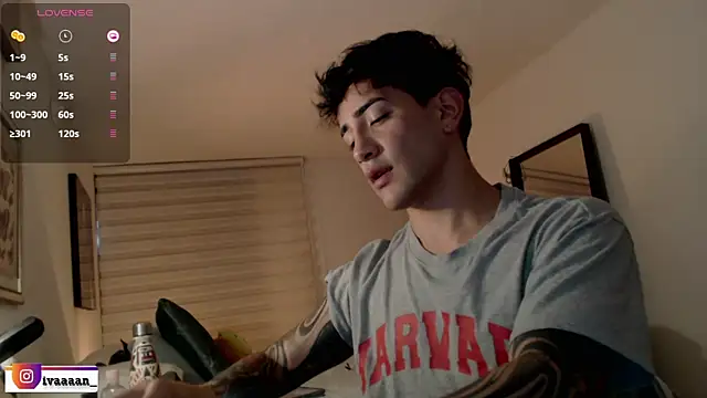 ivaaaan_ live XXX chat