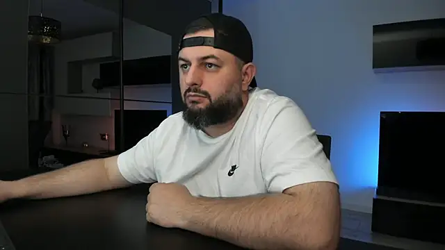 DravenPeak's Live XXX Chat