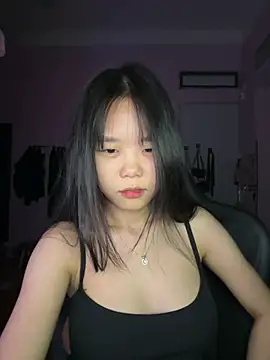 Chatroom XXX en direct de Emely-lysea