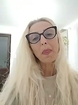 _sexyBLONDE46_ 网络视讯表演