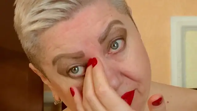 LadyPosh's Webcam Show