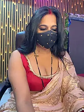 item_GirIn Webbikameraesitys