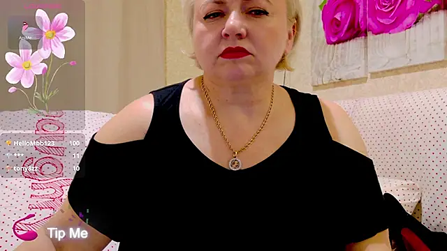 Show modela Viki100paradise na web-kameri