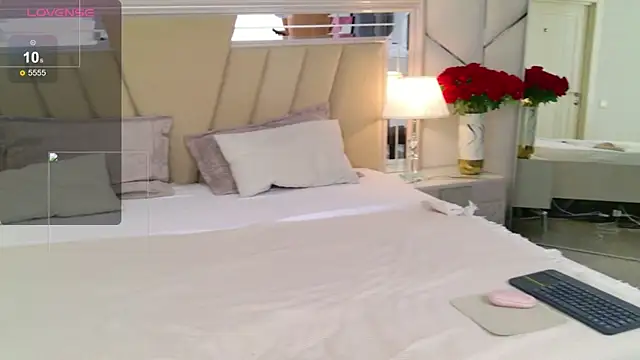 Show modela JenySanders na web-kameri