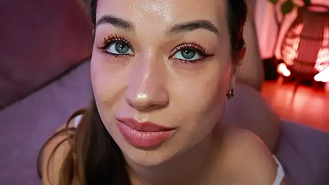 divetagrace's Live XXX Chat