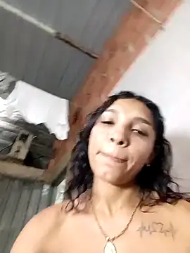 chikivivi-: απευθείας συνομιλία ΧΧΧ