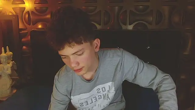 Chat +18 de cruz_dante ao vivo