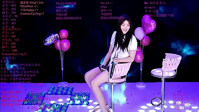 Chat +18 de HHH--000 ao vivo