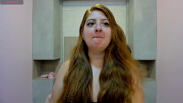 Chatroom XXX en direct de tinaclark_