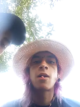 totoro_239 Show in webcam