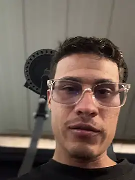 Вебкам-шоу TavoHot_