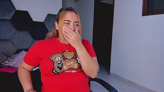 MikaelaStone: απευθείας συνομιλία ΧΧΧ