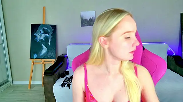 Shawty_Mia live XXX chat