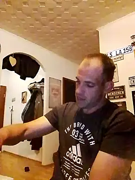 Codymc89 Show in webcam