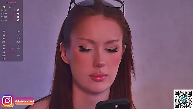 Chat +18 de DianaGlow_ ao vivo