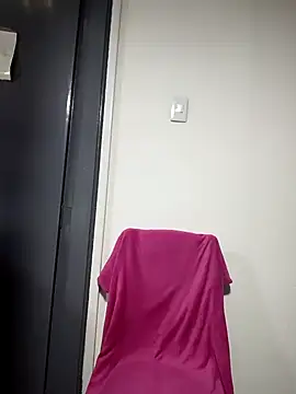 kaylaMinov_のライブXXXチャット