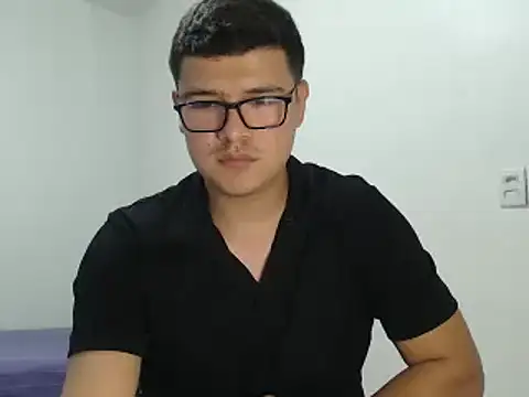 Chat XXX Live Plug_Control