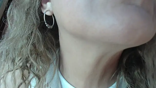 Iris_Foster_'s Webcam Show