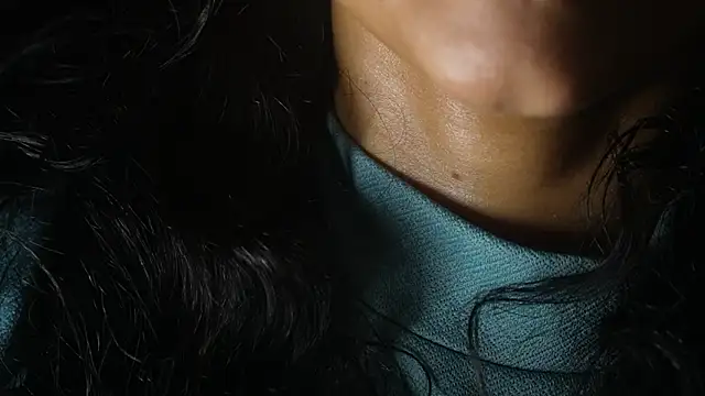 Chat +18 de -AyeshaSinghania- ao vivo