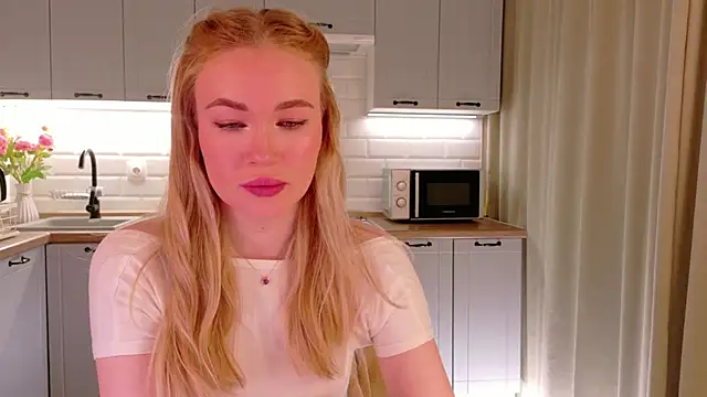 Veronika_MitchelのライブXXXチャット