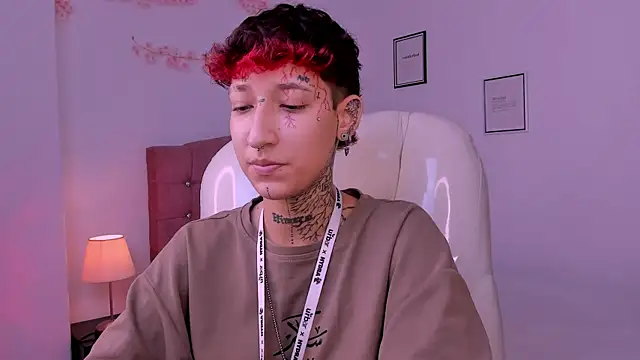 แชท XXX สดของ Luci_Rose