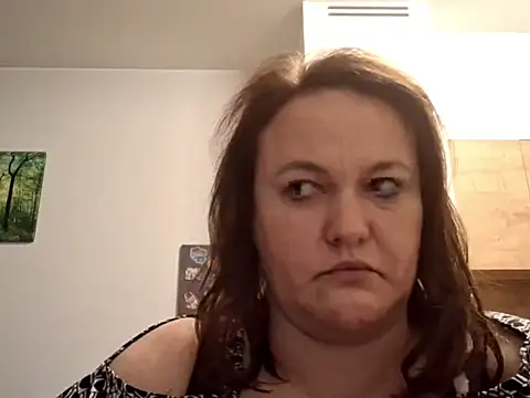 OpheliaMilf's Live XXX Chat