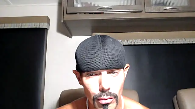 ThickD2C Chat XXX in diretta