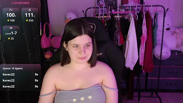 AmyVibess' Live XXX Chat