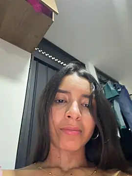 violeta365 élő XXX-chatje