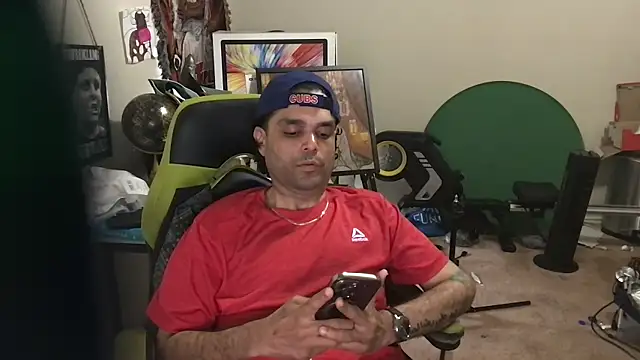 KungFuPanda001: διαδικτυακό σόου στην κάμερα