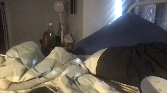 MrBombasticxxxのウェブカメラショー