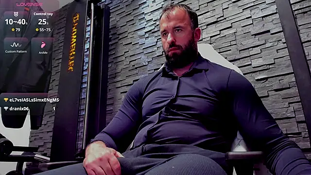 Онлайн чат XXX David_Big_Daddy