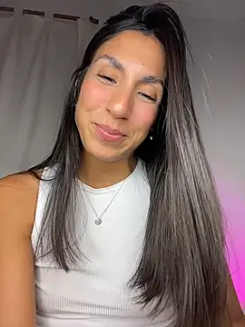 MaddyX__ 라이브 XXX 채팅