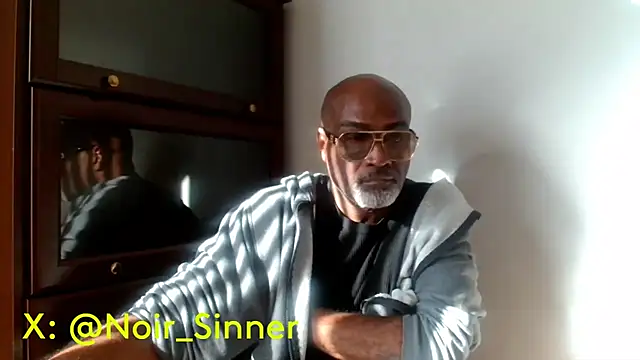sinnernoir's Live XXX Chat