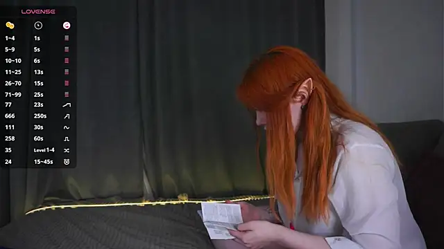 LenoreOlevera's Live XXX Chat