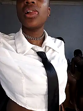 coco0002's Live XXX Chat