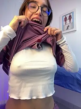 โชว์เว็บแคมของ Sweet_Milaa1