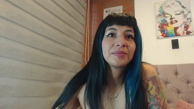 chell_gh Adlı Modelin Canlı XXX Sohbeti