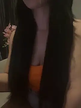 Chat XXX en directo de LaPetitechienne1