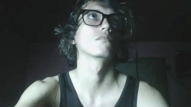 cherryuwu Webcam-Show