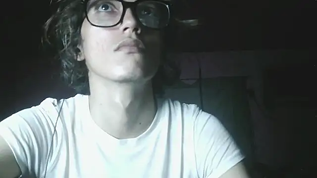 Webkamerová show cherryuwu