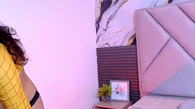 HemmaStar's Live XXX Chat