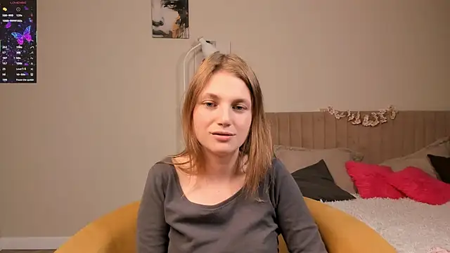 Show modela ErinnPieloch na web-kameri