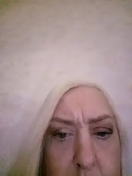 Julia20X's Webcam Show