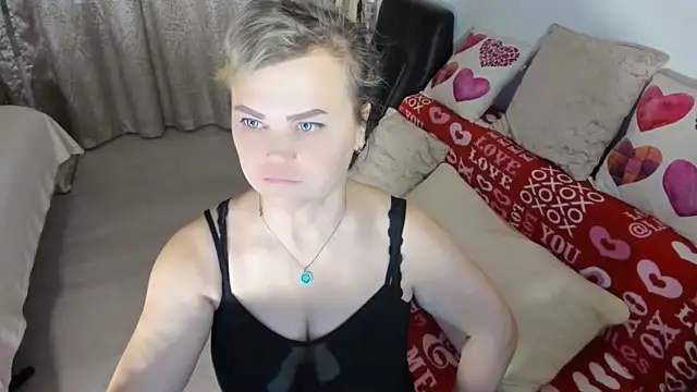 MildMaturen Live XXX chat